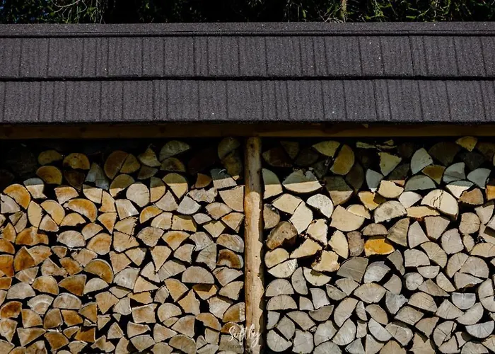 Dom Na Wichrowym Wzgorzu Апартаменты Letownia