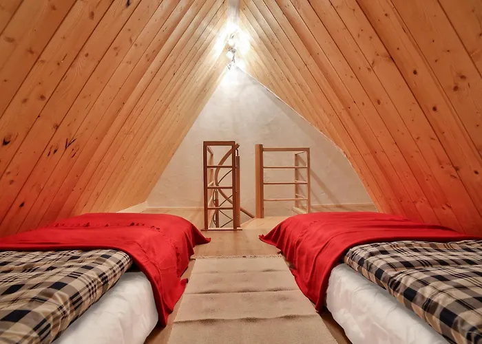 Dom Na Wichrowym Wzgorzu Апартаменты Letownia